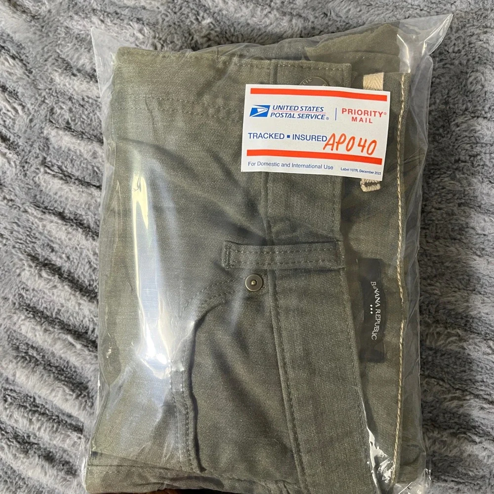 Banana Republic Mens Travel Jean Slim‎ Fit Olive Green Stretch Pants 38x32 AP040